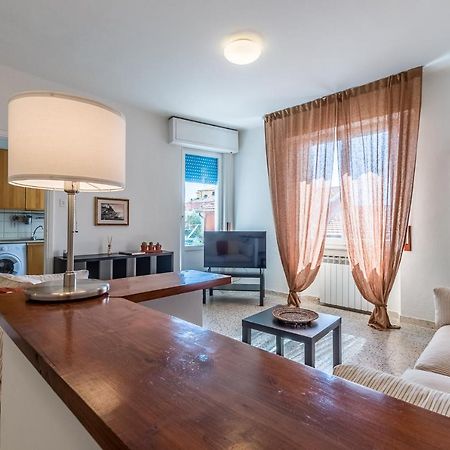 Sunshine House Lerici Apartment Екстериор снимка