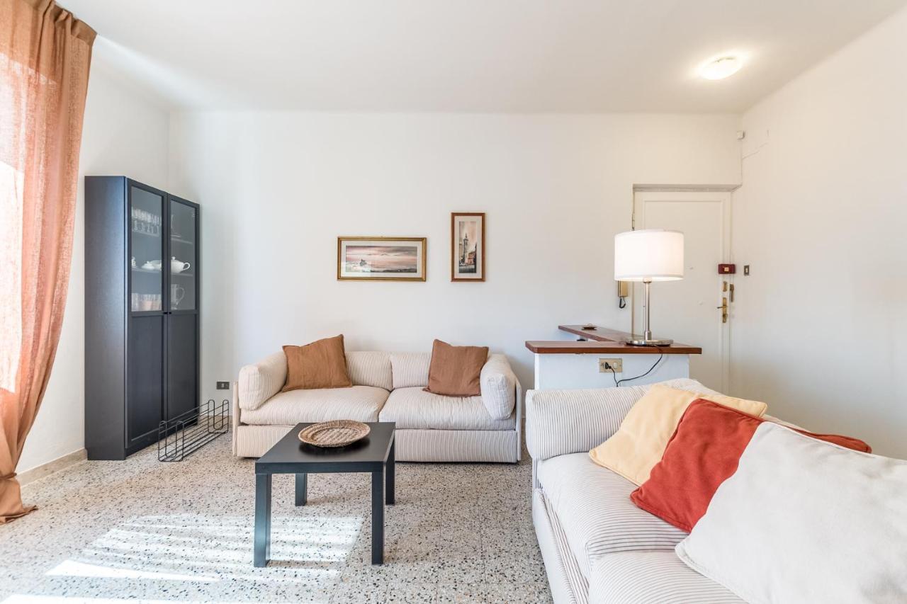 Sunshine House Lerici Apartment Екстериор снимка